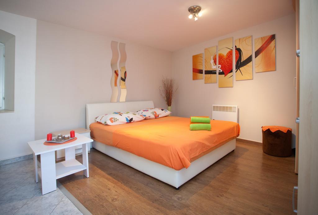 Paradise Apartment With Big Sunny Terrace In The Old Town, Few Meters From The Sea & Riva Promenade Split Bilik gambar