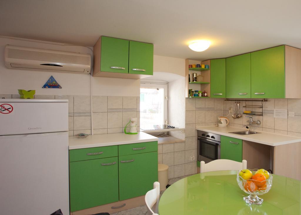 Paradise Apartment With Big Sunny Terrace In The Old Town, Few Meters From The Sea & Riva Promenade Split Bilik gambar